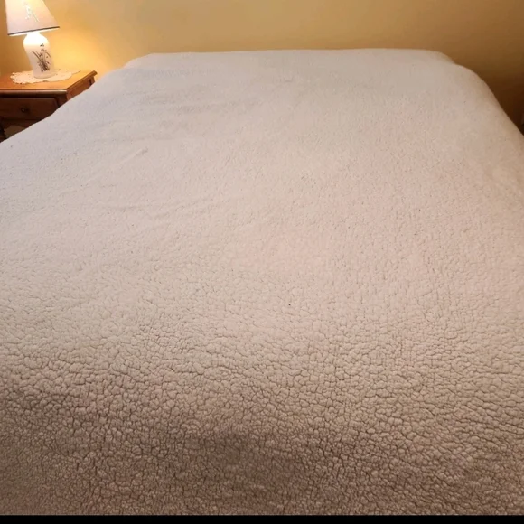 POTTERY BARN Stewart Plaid Cal King Reversible Flannel Sherpa Comforter Quilt - Picture 4 of 7